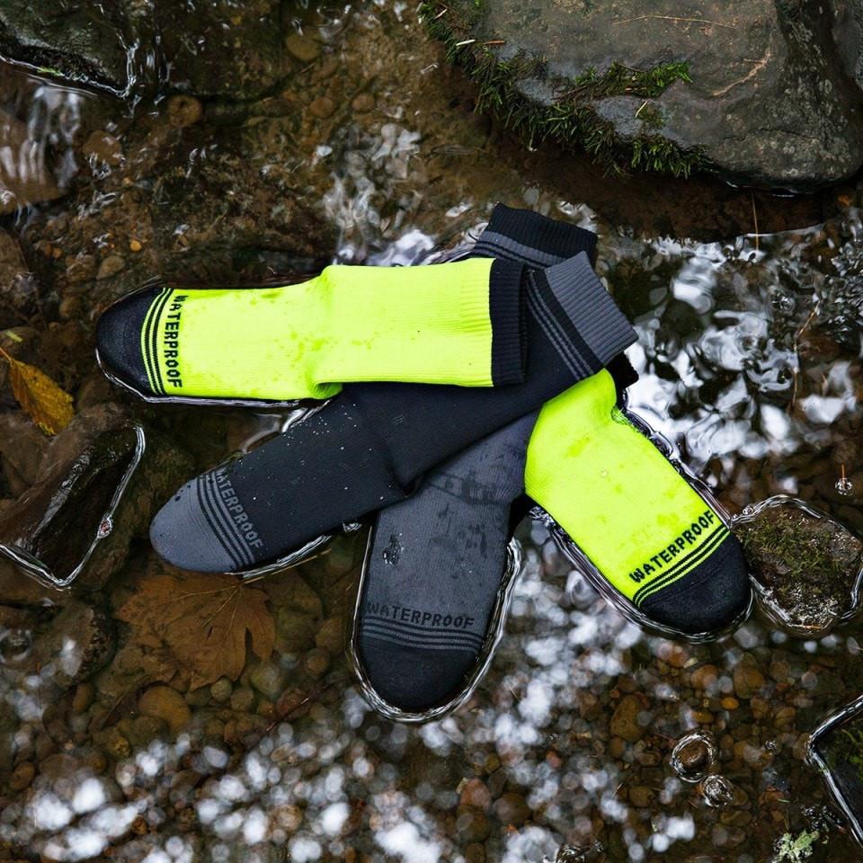 Crosspoint Waterproof Crew Socks